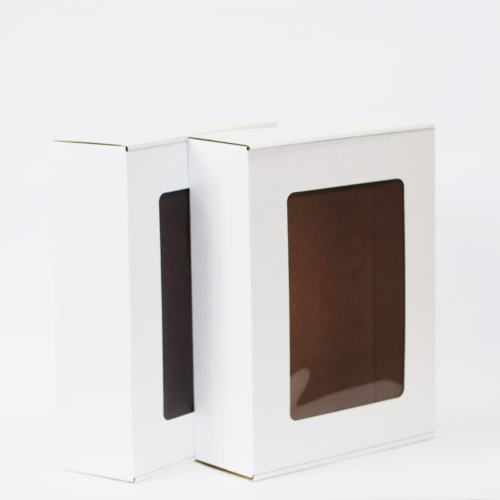 Коробка упаковочная с окошком (35х26.5х10 см) самосборная цвет белый