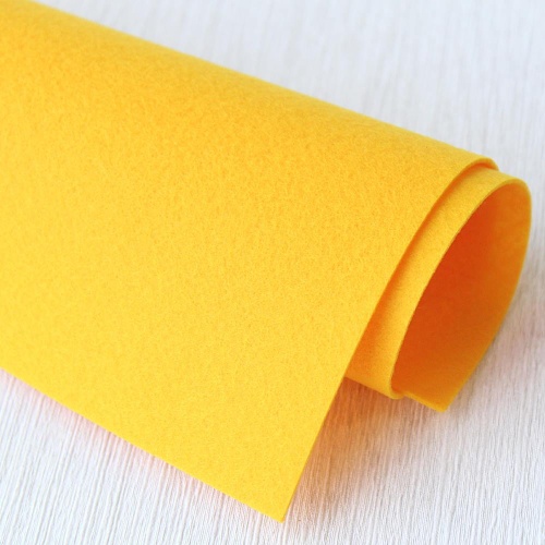 Фетр жесткий корейский 1.2 мм 822 (33x53 см) цвет темно-желтый