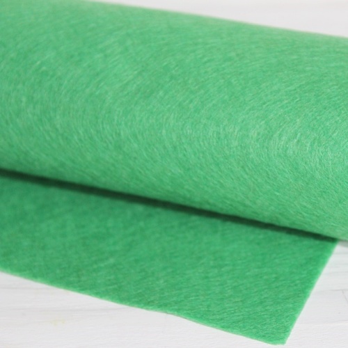 Полушерстяной испанский фетр 1 мм 347 (30x45 см) цвет молодая зелень