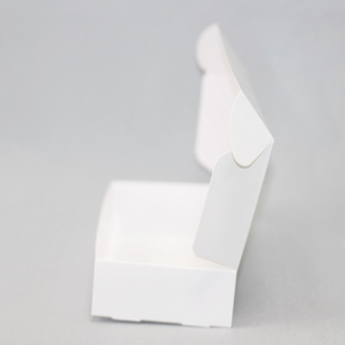 коробка упаковочная с окошком (16х9х4 см) самосборная цвет белый