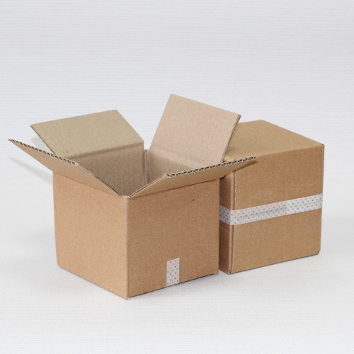 коробка четырехклапанная (11.5x11x10 см) цвет бурый