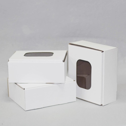 Коробка упаковочная с окошком (18х15х7 см) самосборная цвет белый (3)