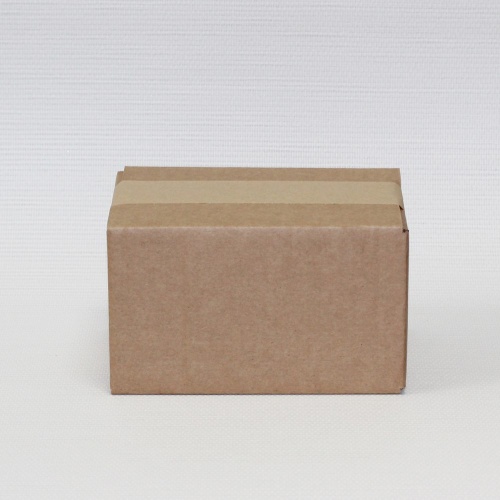 коробка четырехклапанная (17.5x12x9.5 см) цвет бурый